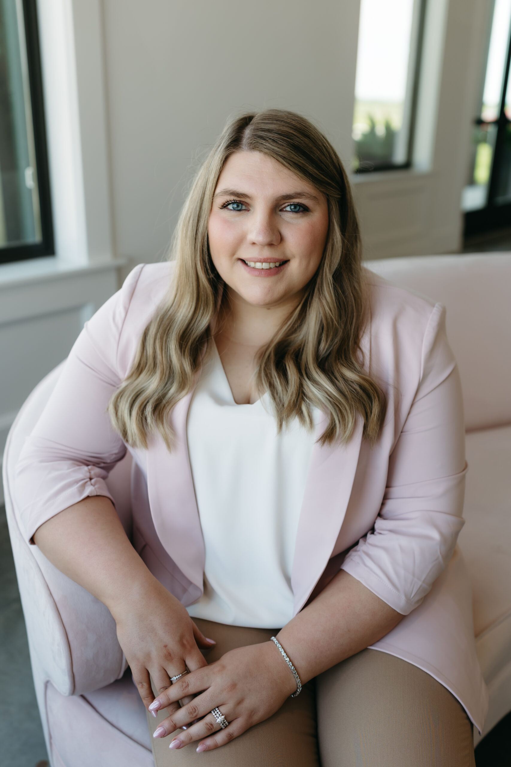 Megan headshot